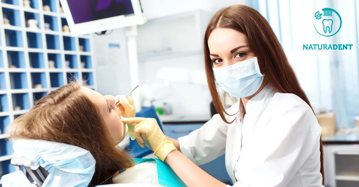 ¿Cómo eliminan el sarro los dentistas?