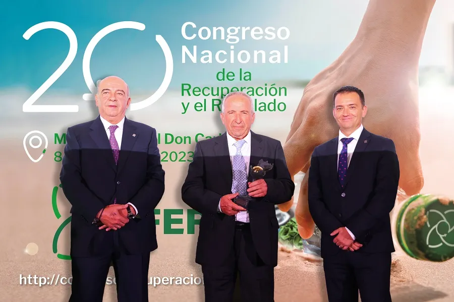 D. Andrés Olmedo galardonado con el Premio Una Vida Dedicada a la Recuperación