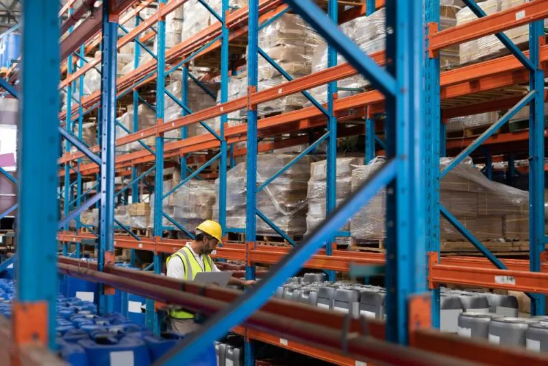 Logisprix, líderes en la venta online de estanterías industriales