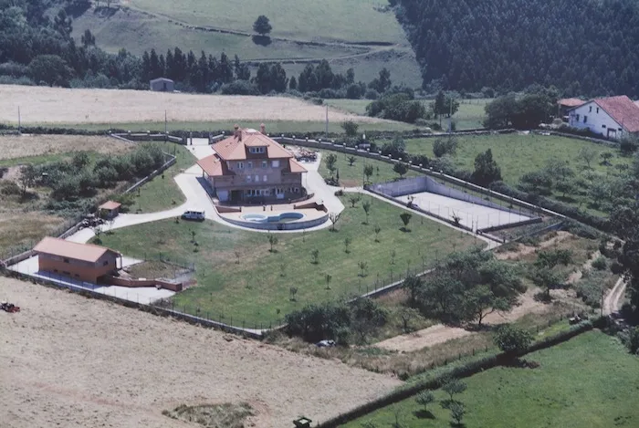 Finca Canal  Vivienda Vacacional en Quintueles - Asturias