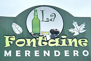 Logo La Fontaine Merendero de Merce